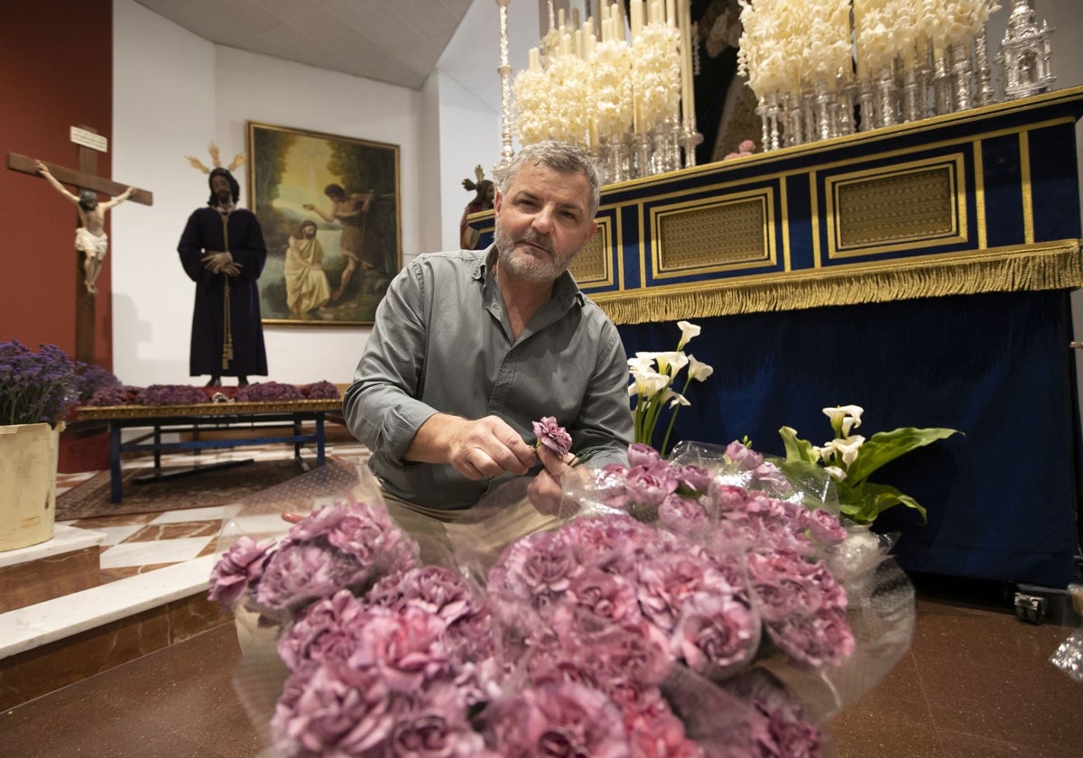 Bernabé Jiménez, en la parroquia de San Fernando, sede de la hermandad de la Estrella