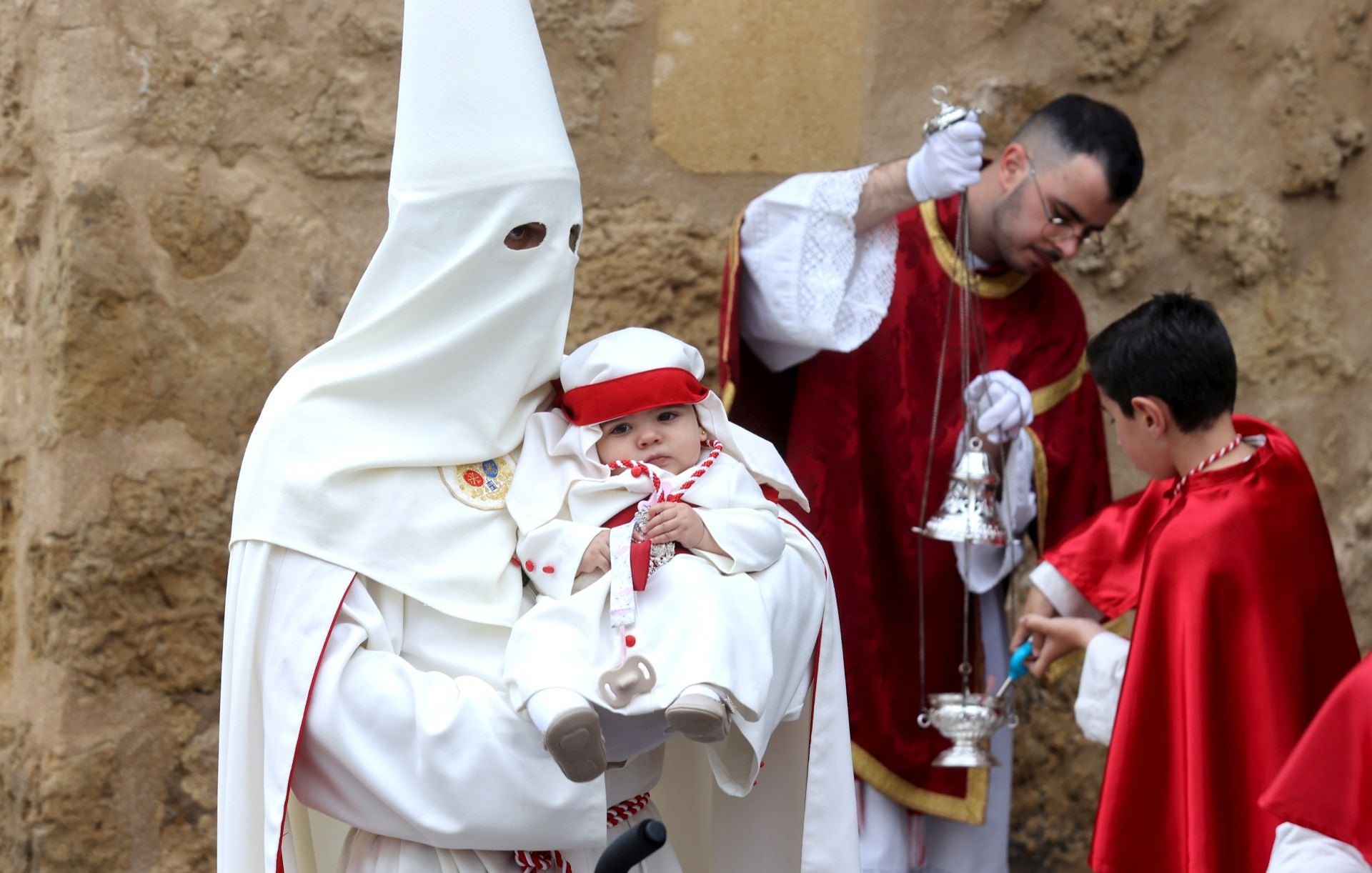 La ilusionante salida de la Borrquita el Domingo de Ramos en Córdoba, en imágenes