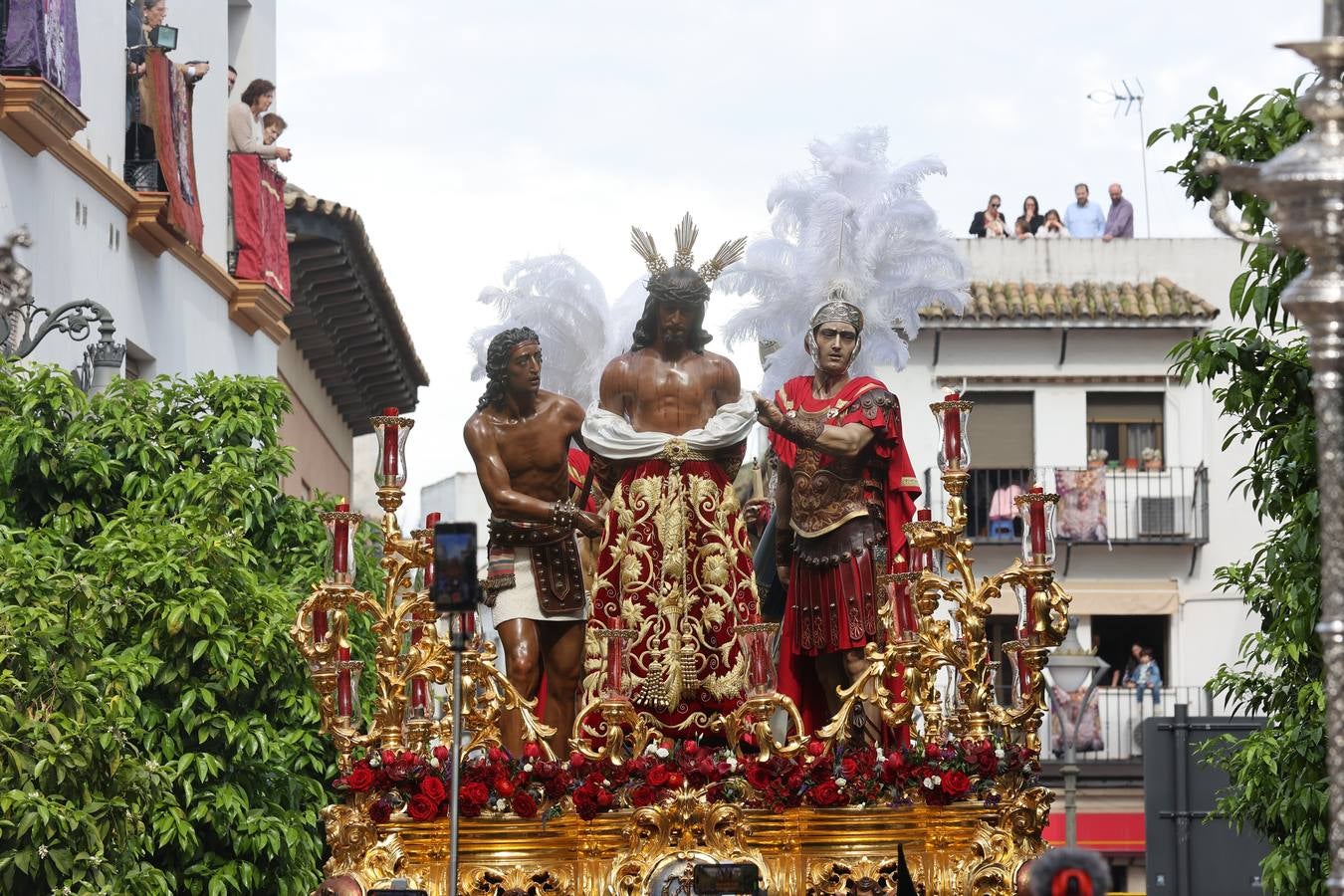 La emotiva procesión de la Esperanza de Córdoba, en imágenes