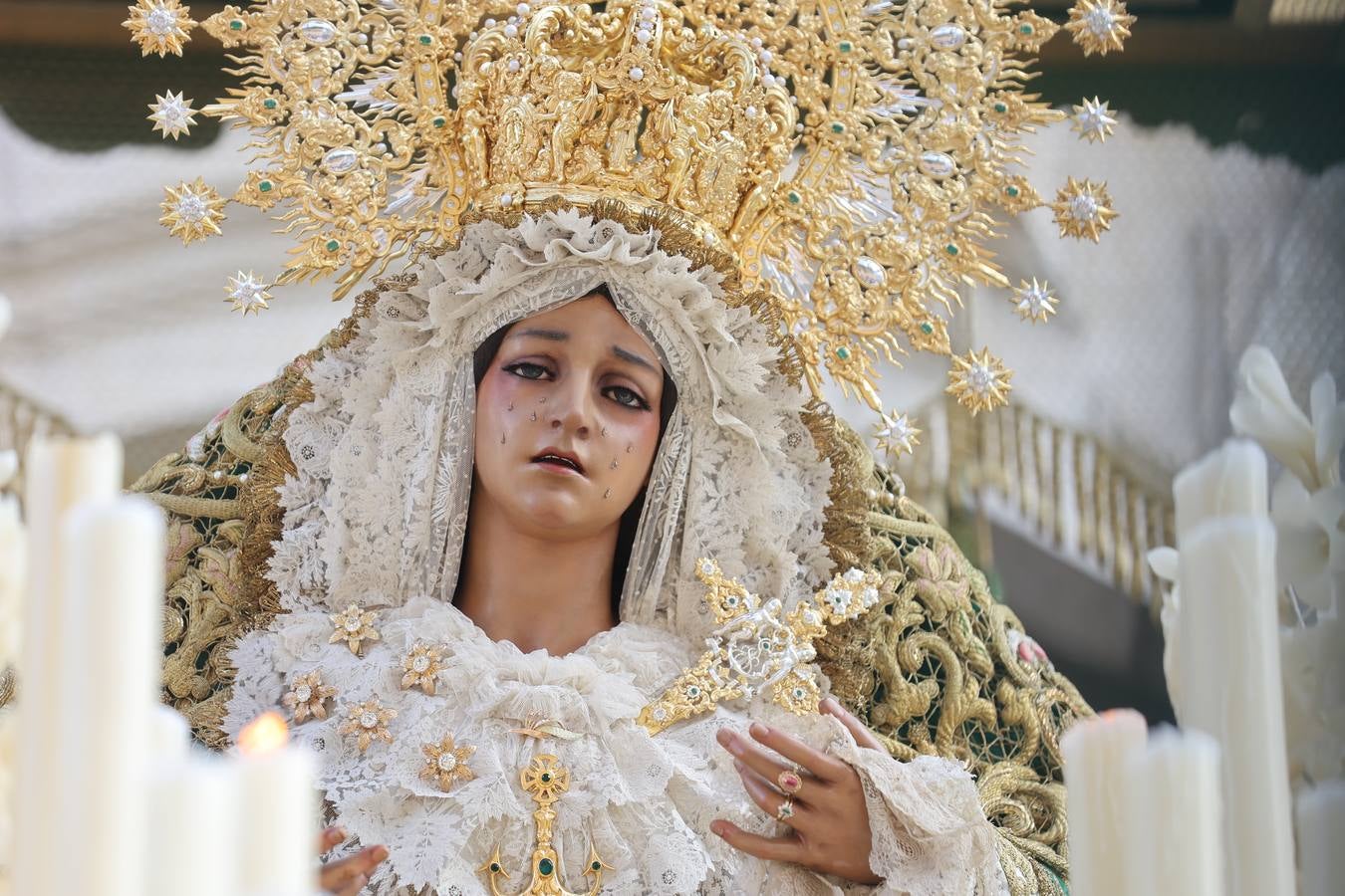 La emotiva procesión de la Esperanza de Córdoba, en imágenes