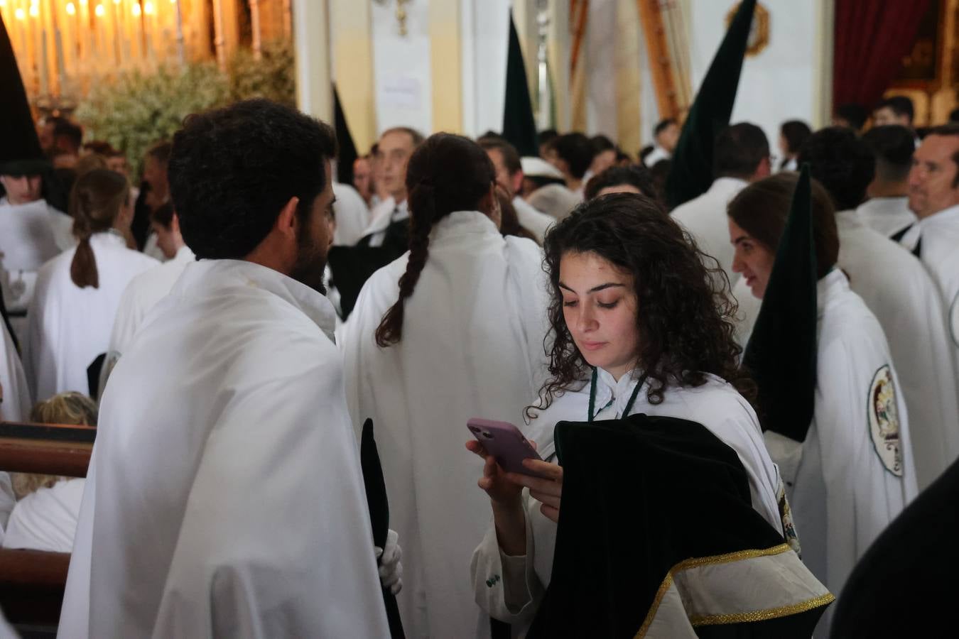 La emotiva procesión de la Esperanza de Córdoba, en imágenes