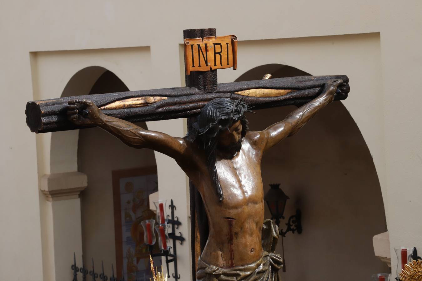 El sentido cortejo de las Penas de Santiago de Córdoba, en imágenes