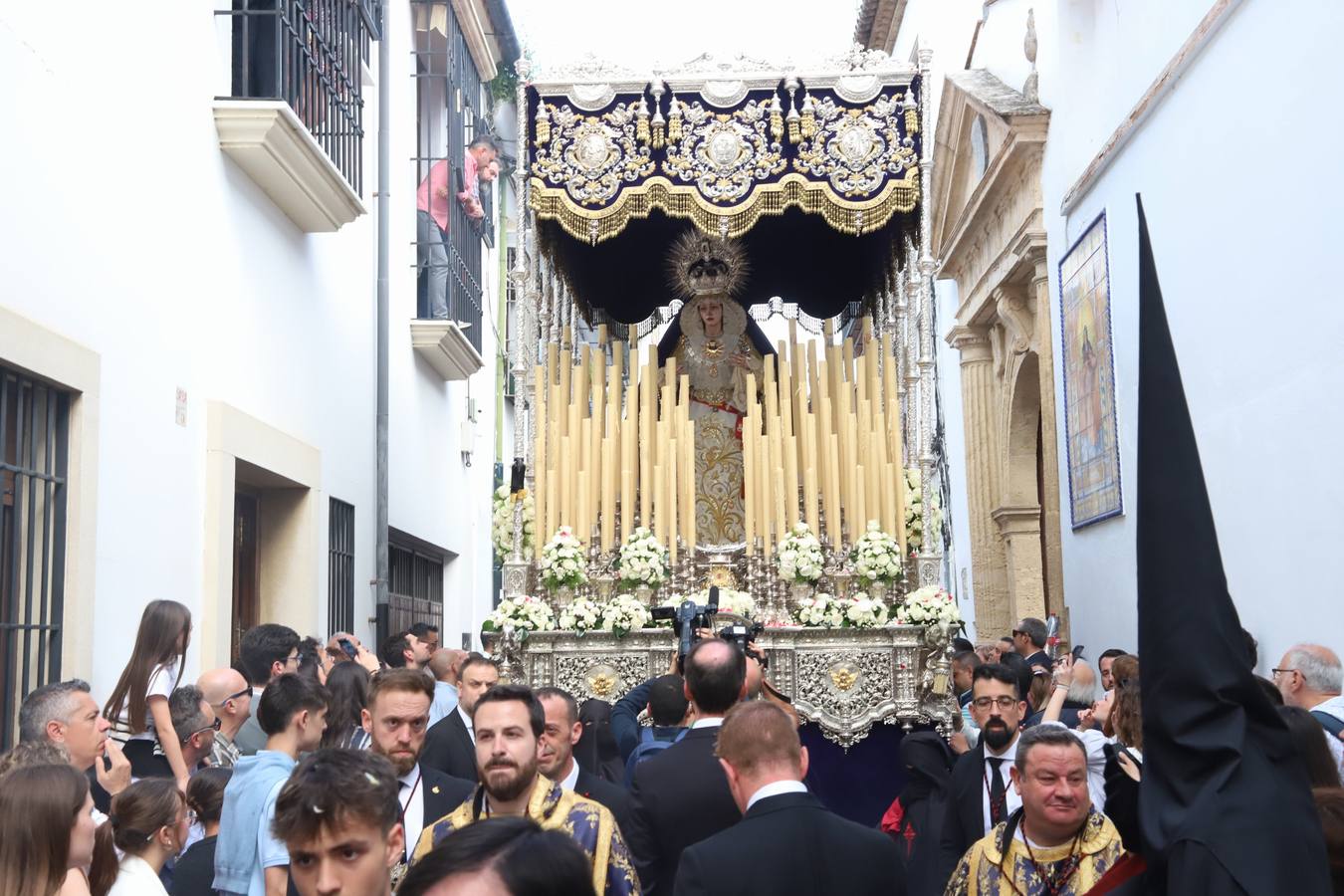 El sentido cortejo de las Penas de Santiago de Córdoba, en imágenes