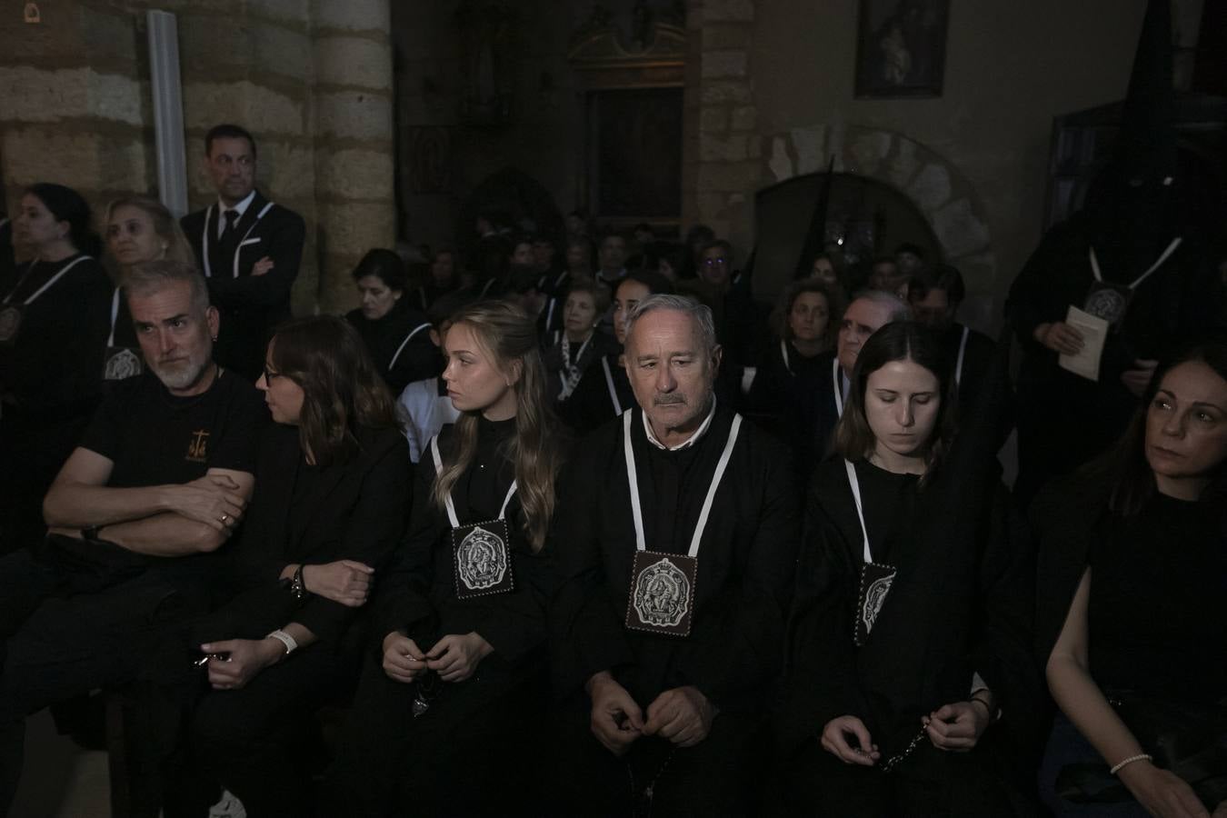La decepción de la hermandad de Ánimas, en imágenes