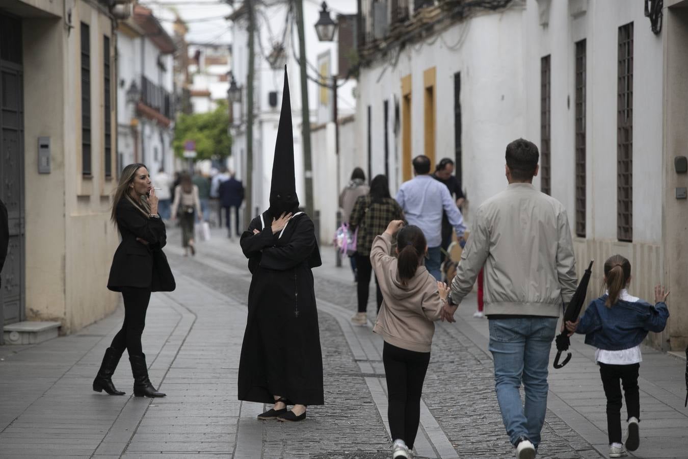 La decepción de la hermandad de Ánimas, en imágenes