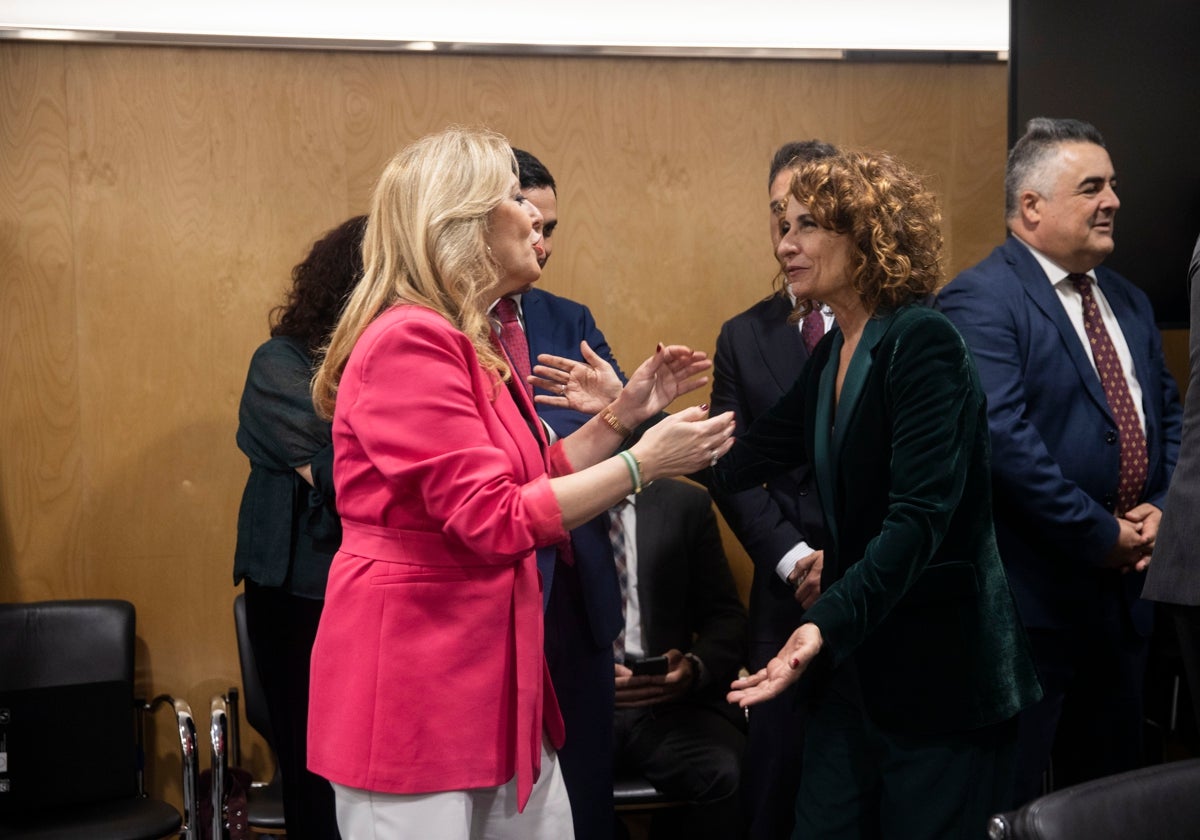 La consejera Carolina España con la ministra Montero