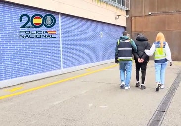La Policía desarticula en Barcelona una red que vendía entradas falsas para partidos y conciertos