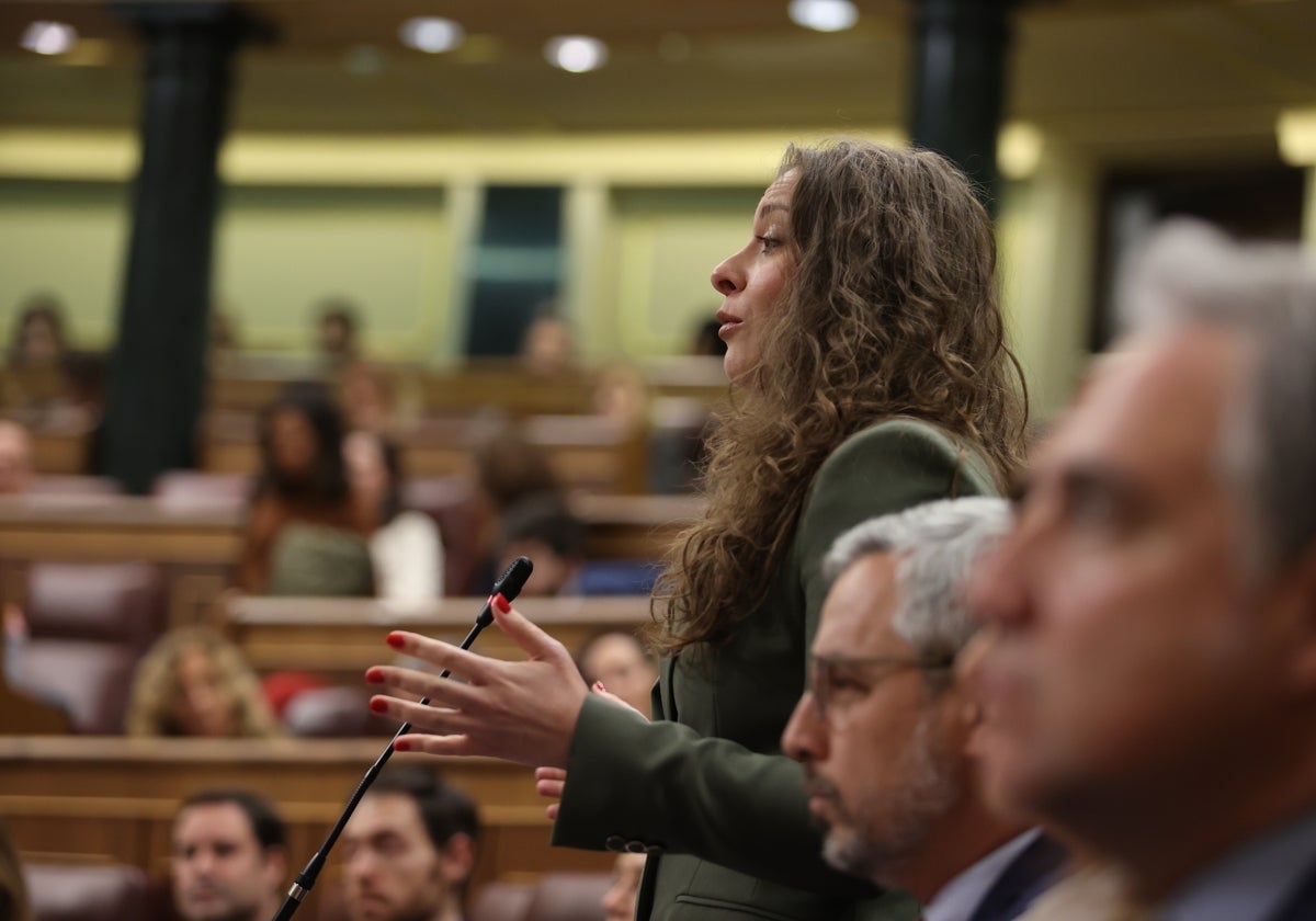 Ester Muñoz, en el Congreso de los Diputados, alza la voz en nombre del Partido Popular