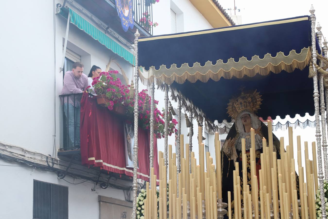 La hermandad del Calvario en el Miércoles Santo de Córdoba, en imágenes