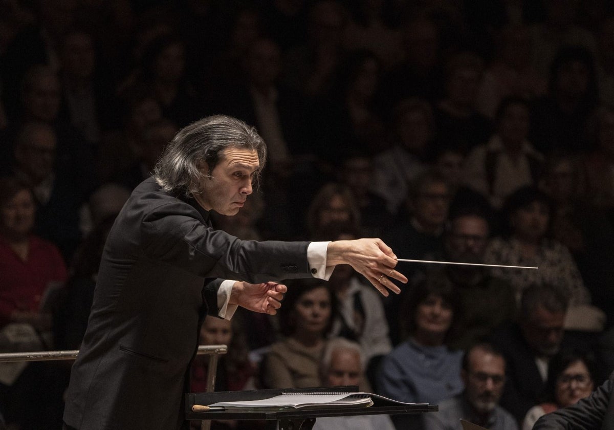 Sonido «de disco» de la London Philarmonic y Vladímir Yurovski