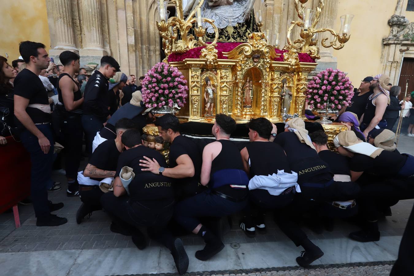 Las imágenes de la procesión de Las Angustias del Jueves Santo de Córdoba