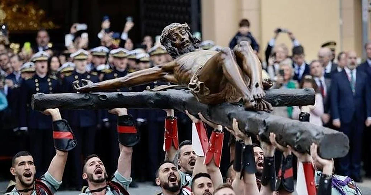Desembarco de la Legión en Málaga: Un símbolo de tradición y devoción en la Semana Santa
