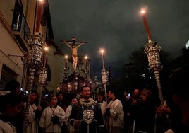 Jueves Santo en Granada: del único sonido del Silencio a un Cristo «real»