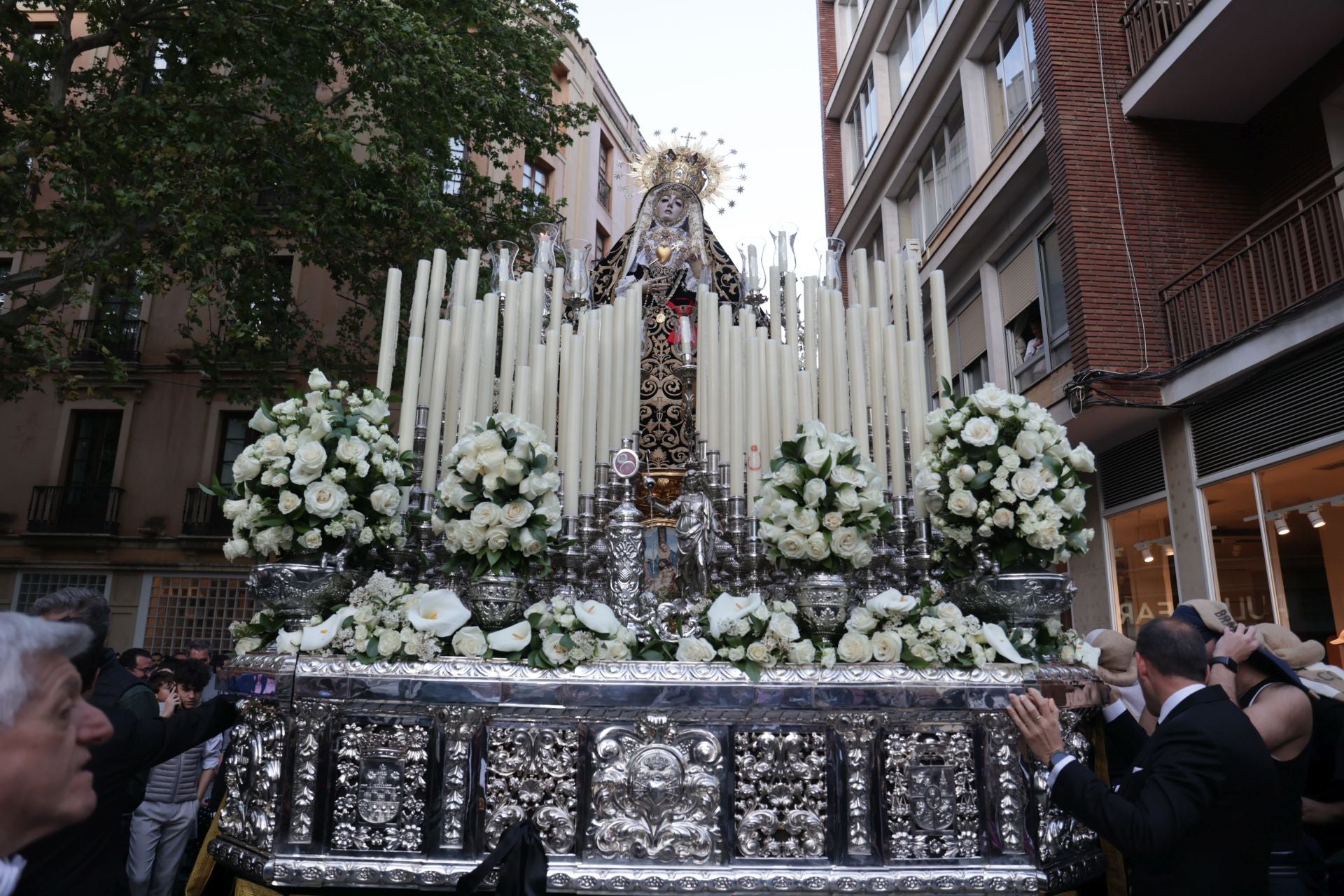 Las imágenes de la procesión de los Dolores del Viernes Santo de Córdoba