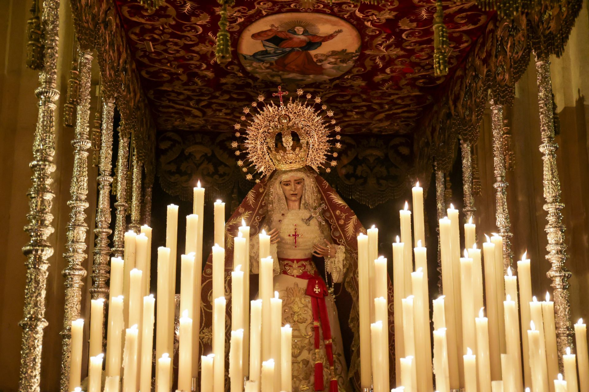 Las imágenes de la Buena Muerte en la Madrugada de la Semana Santa de Córdoba
