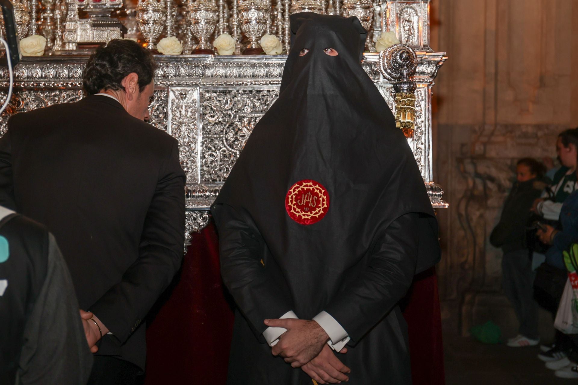 Las imágenes de la Buena Muerte en la Madrugada de la Semana Santa de Córdoba