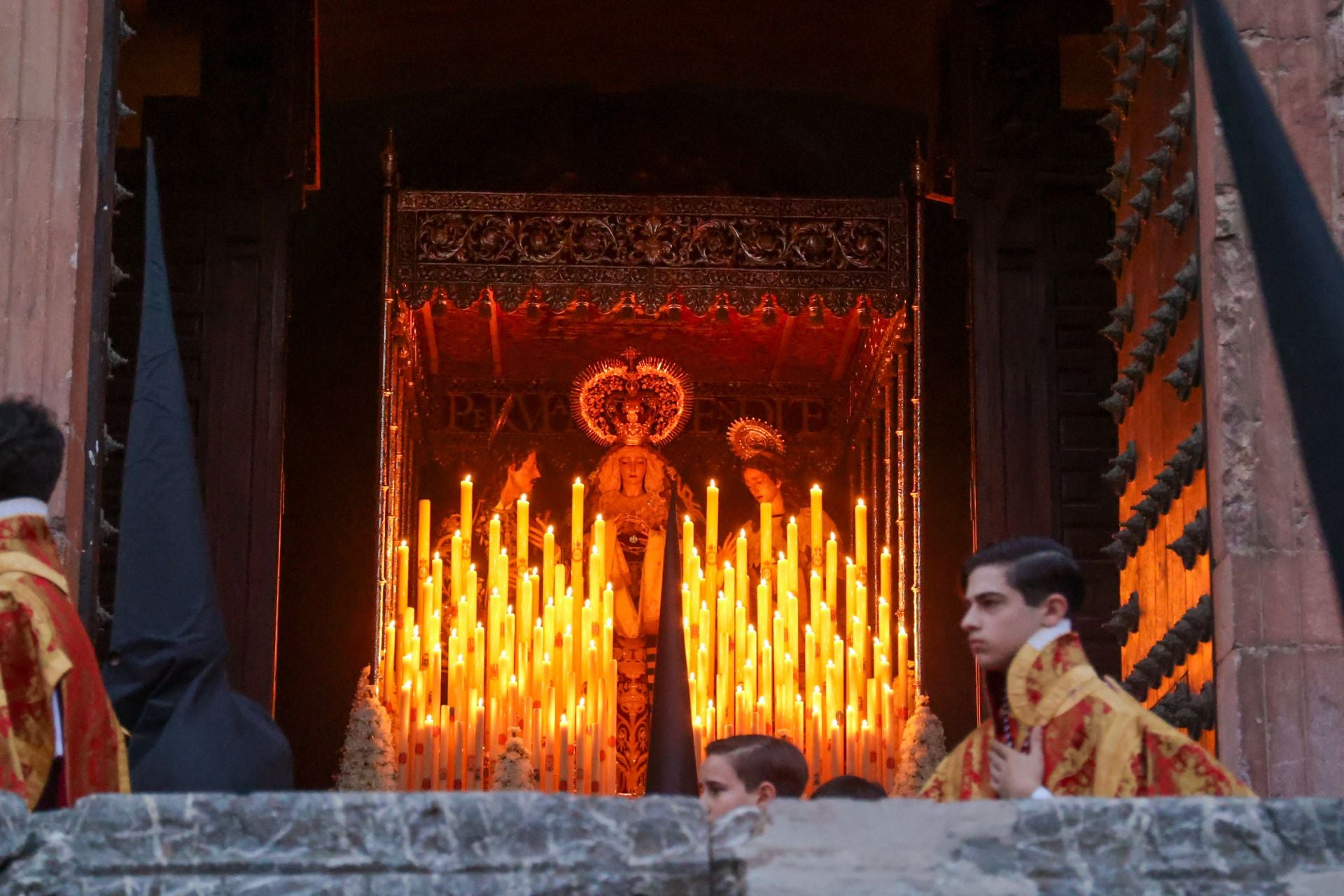Las imágenes de la procesión del Santo Sepulcro del Viernes Santo de Córdoba