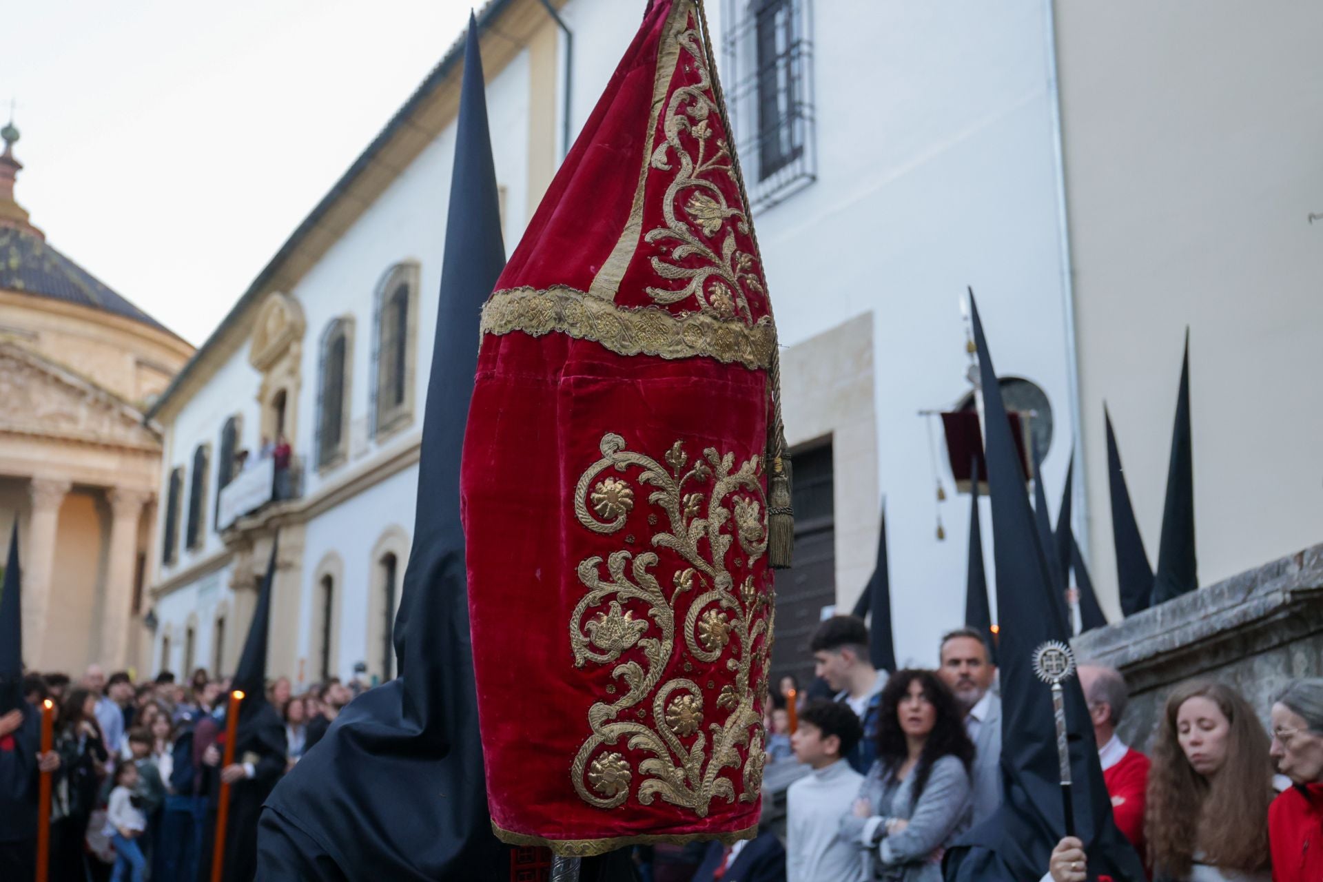 Las imágenes de la procesión del Santo Sepulcro del Viernes Santo de Córdoba