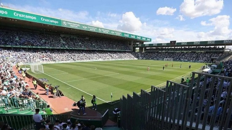 Horario y dónde ver por televisión el Córdoba CF - Real Oviedo