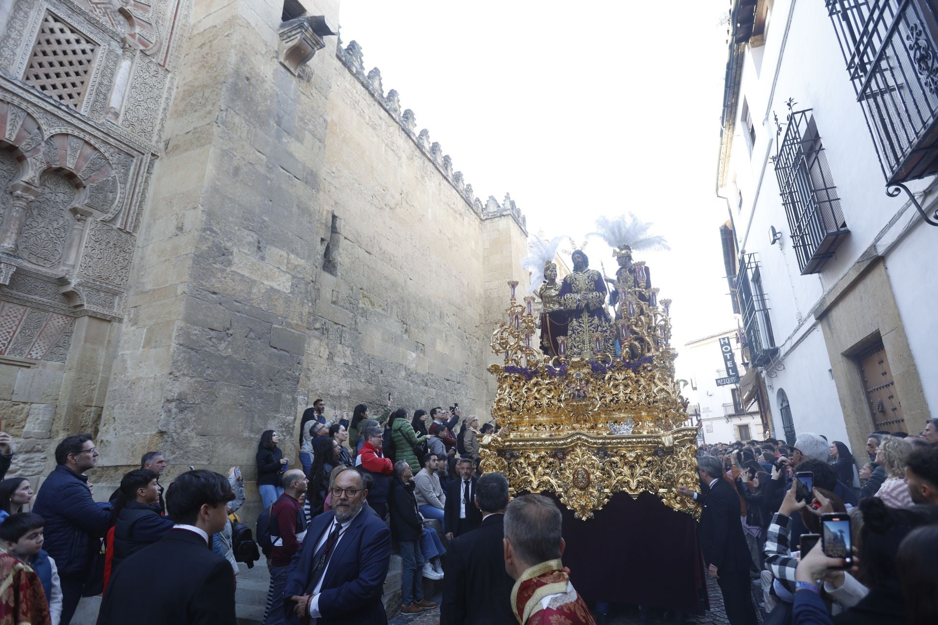 El regreso de la hermandad de la Estrella de Córdoba, en imágenes