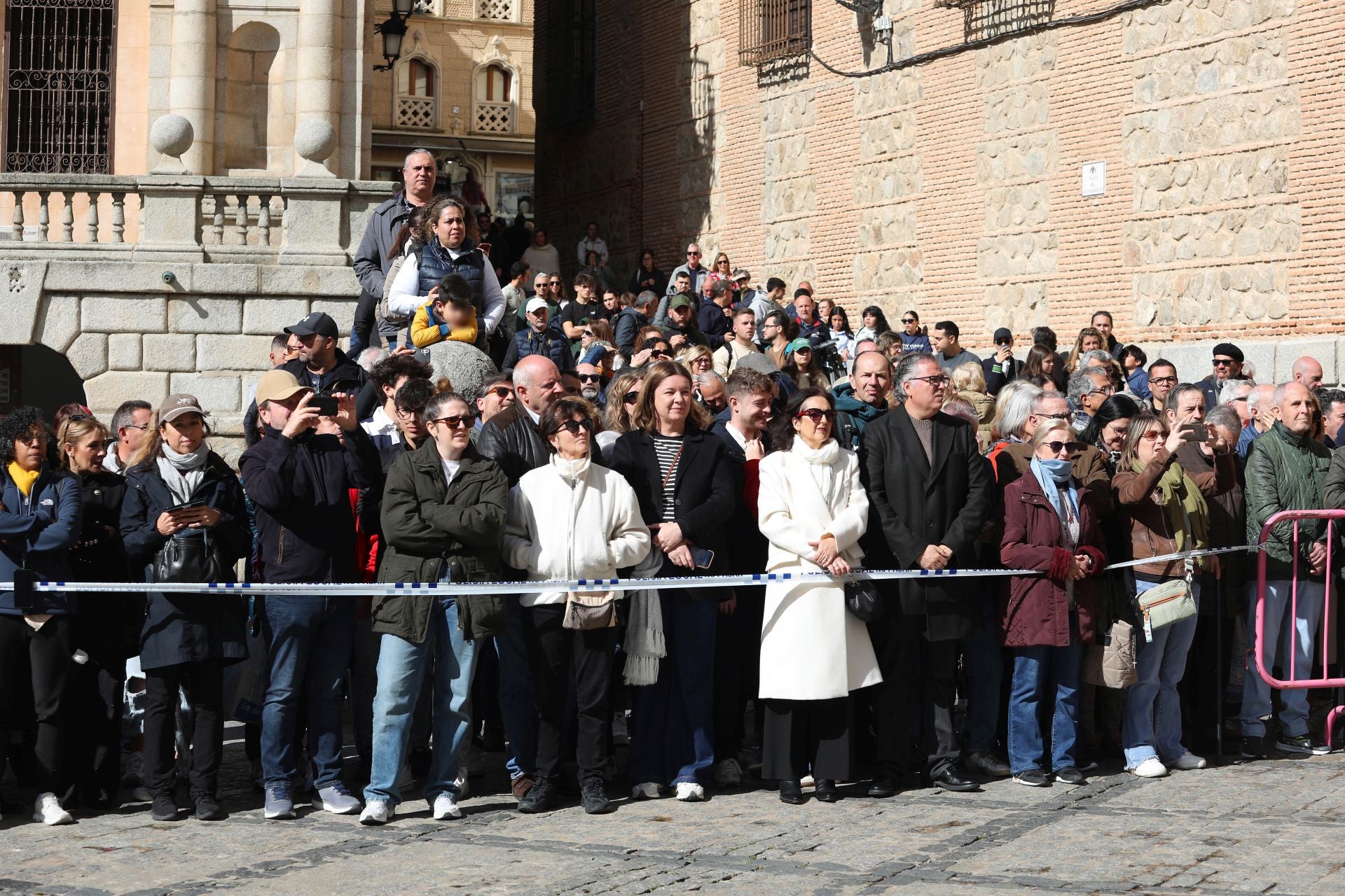 En imágenes, la procesión del Encuentro entre Jesús Resucitado y la Virgen de la Alegría
