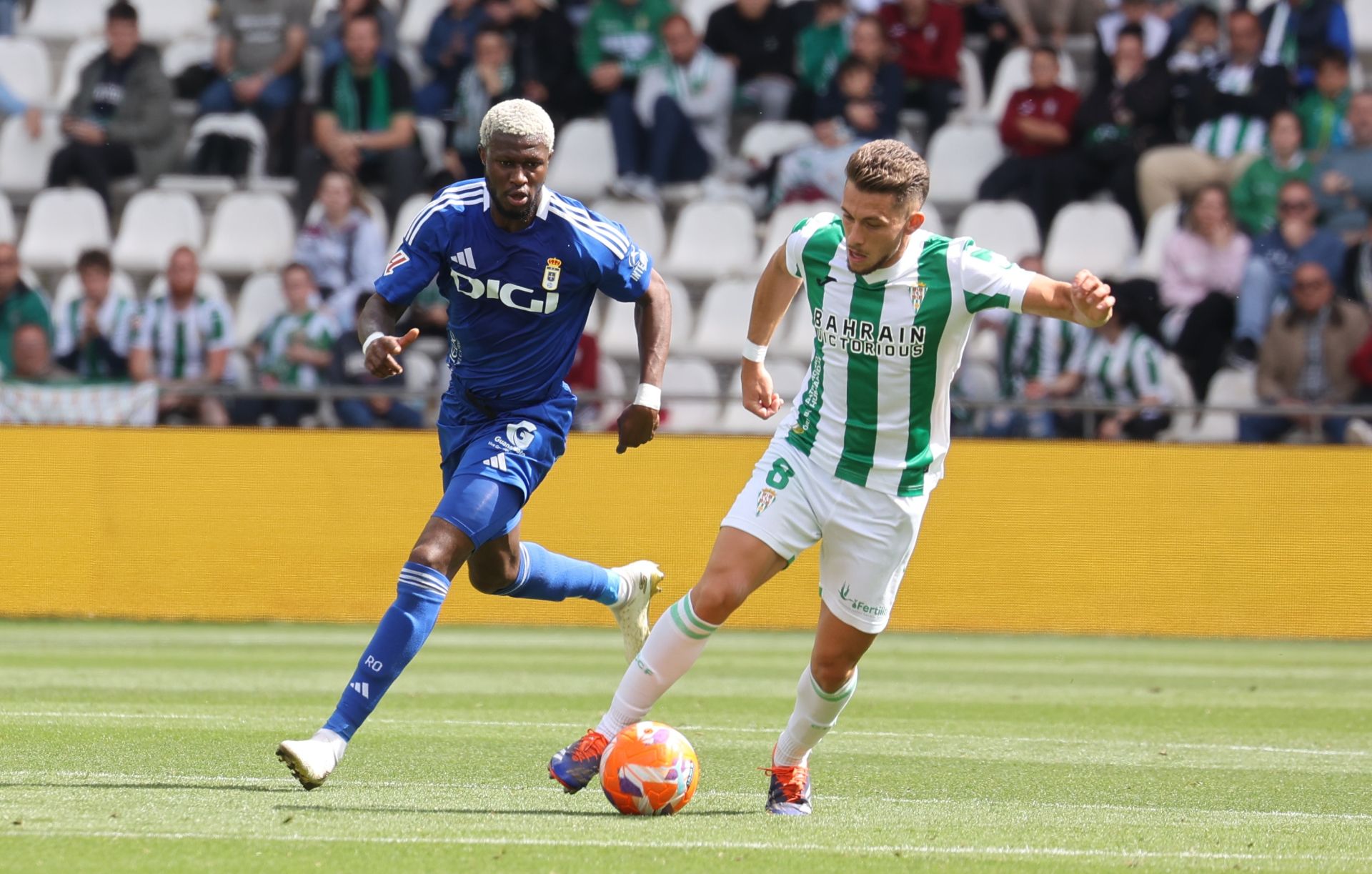 El emocionante empate del Córdoba con el Oviedo, en imágenes