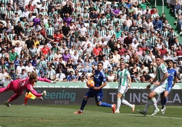 El emocionante empate del Córdoba con el Oviedo, en imágenes