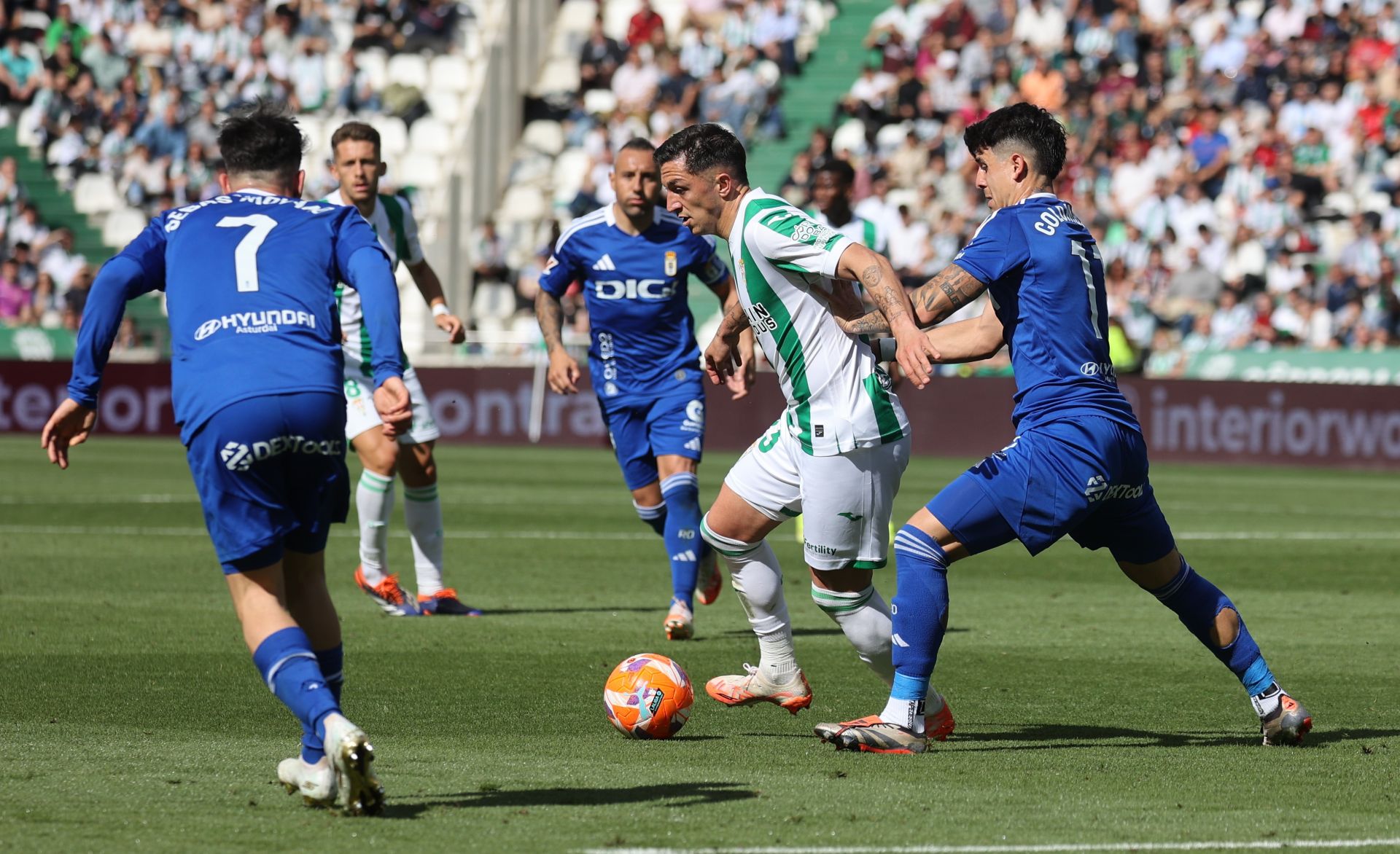 El emocionante empate del Córdoba con el Oviedo, en imágenes