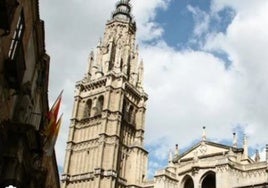 Las campanas de la catedral de Toledo tocan a difunto por la muerte del Papa Francisco