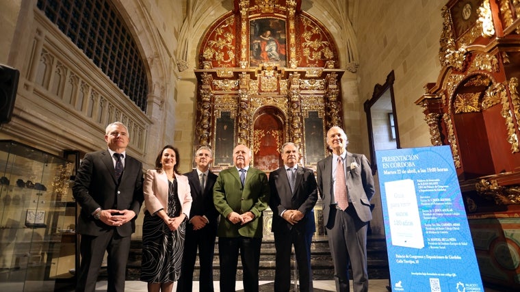 Manuel de la Peña médico y autor de la 'Guía para vivir más de 120 años': «Tenemos la mejor Seguridad Social del mundo»