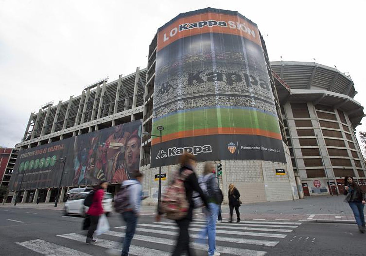 Imagen de archivo de la fachada del estadio Mestalla