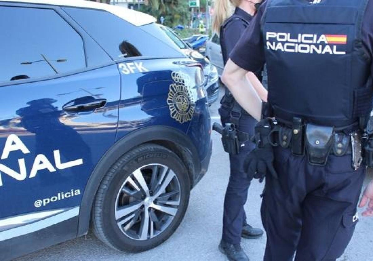 Prisión para una pareja que golpeó a los trabajadores de un supermercado cuando la pillaron robando