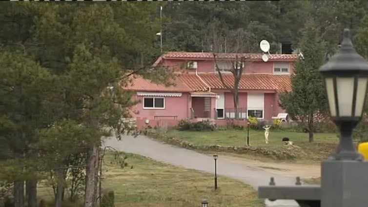 Aplazan el juicio de la secta de Vistabella para ampliar las sesiones ante los numerosos testigos y peritos citados