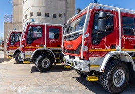 El Consorcio de Bomberos de Alicante refuerza su flota de vehículos con diez nuevas autobombas