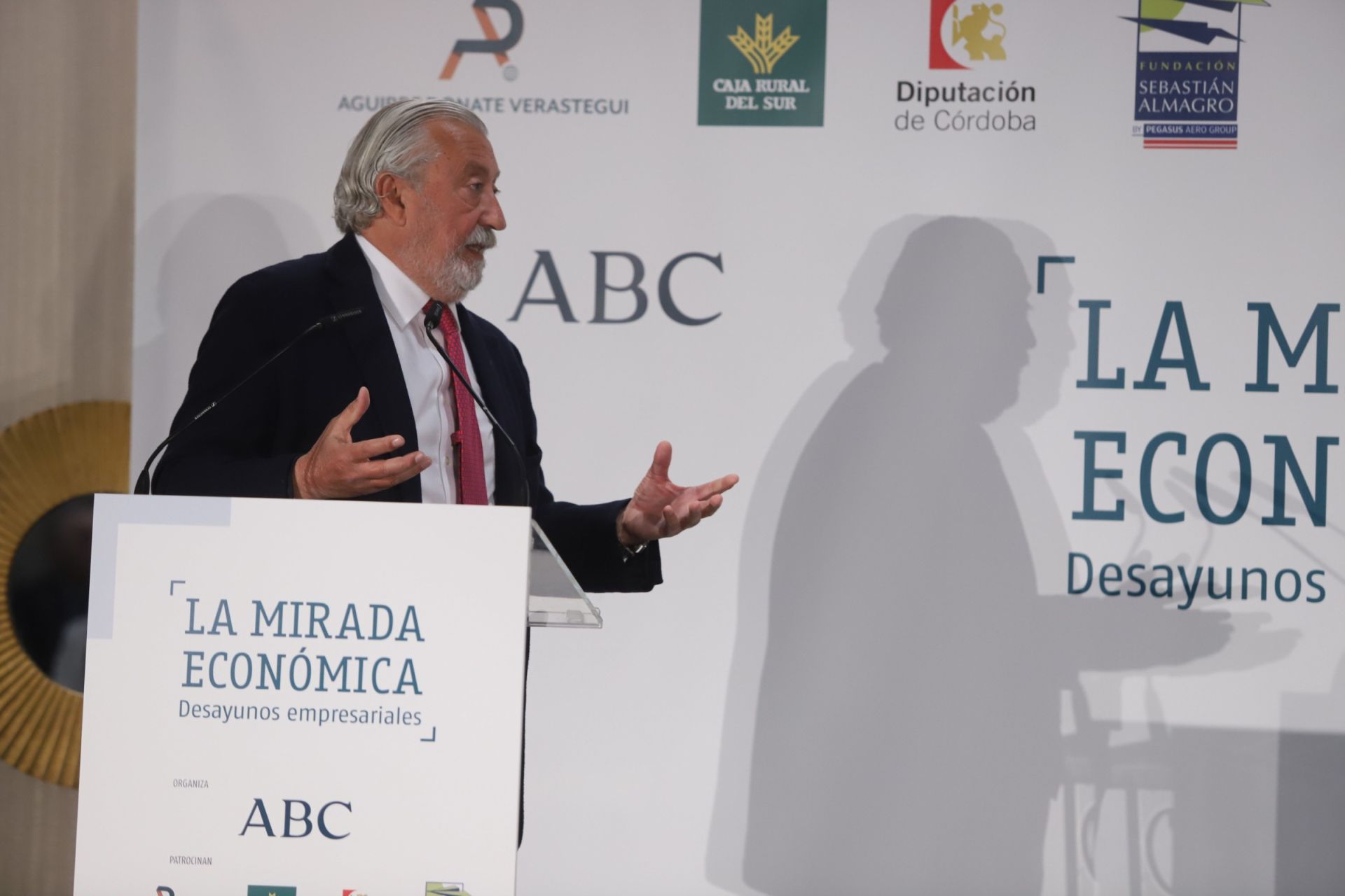 La participación del presidente de Ecoraíl en la Mirada Económica, en imágenes