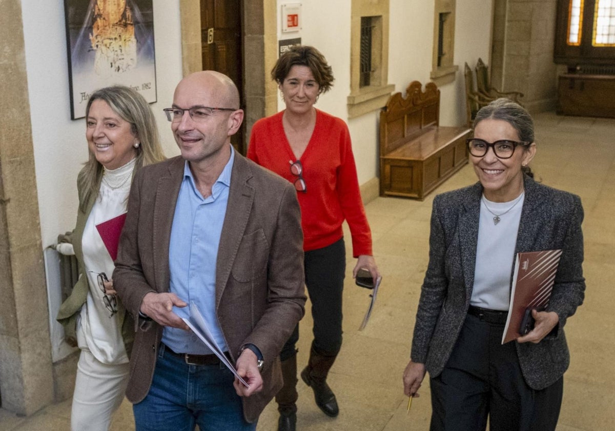 Los cuatro ediles expulsados, en una imagen de archivo