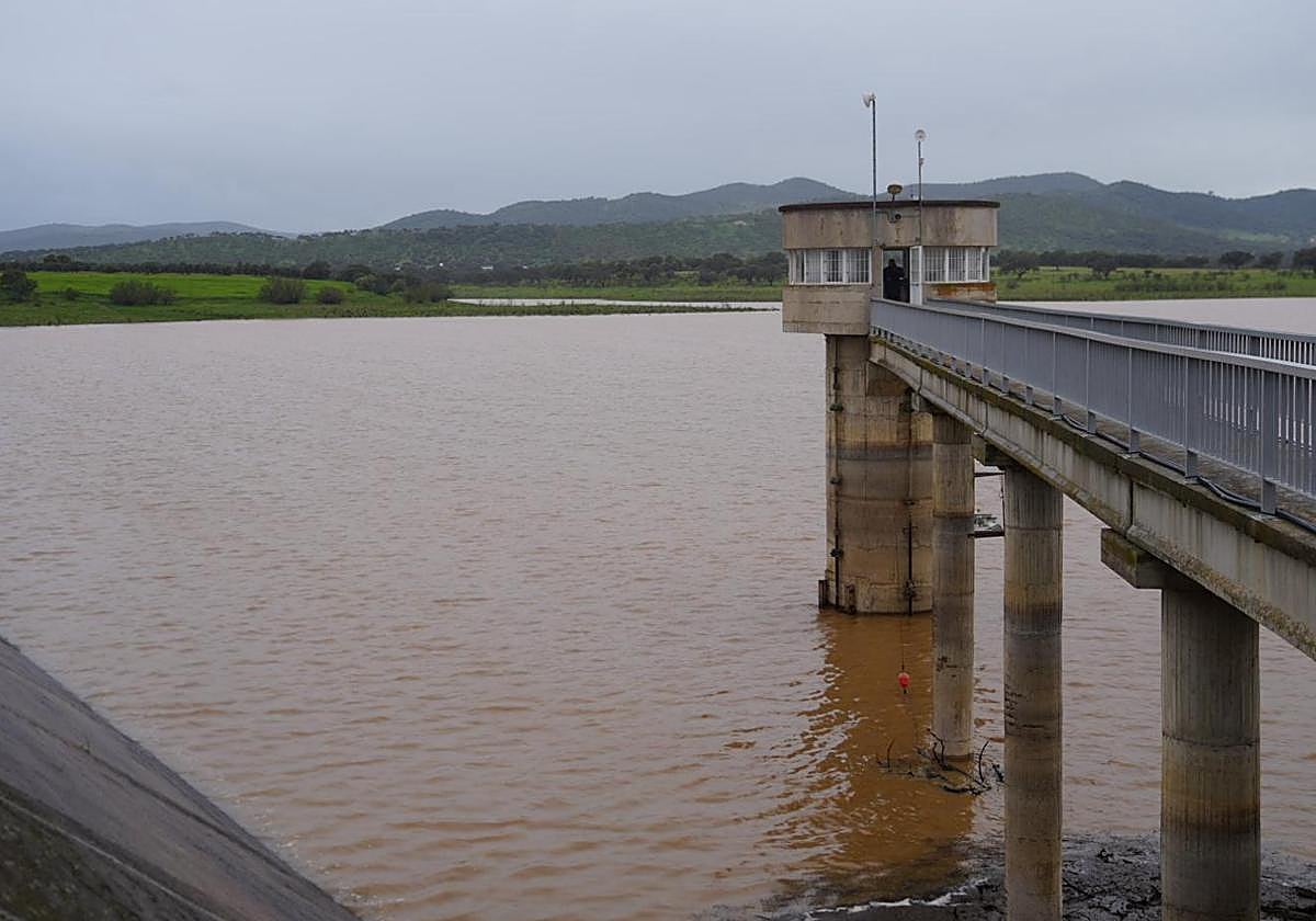 Imagen del embalse de Sierra Boyera
