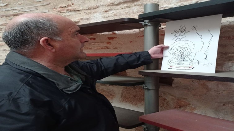 Las Coplas manriqueñas, recreadas por Geo Ripley, se exponen en la torre del homenaje del castillo de Garcimuñoz