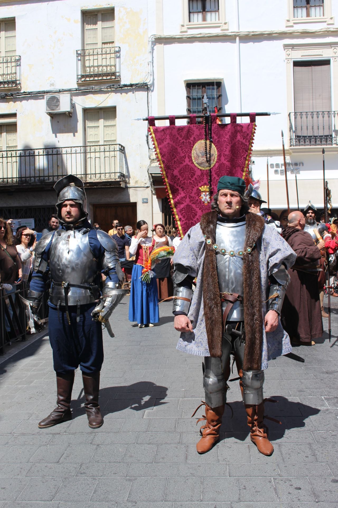 El espectacular desfile del Tercio de Olivares por las calles de Montilla, en imágenes