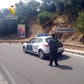Un agente de la Guardia Civil en Hornachuelos