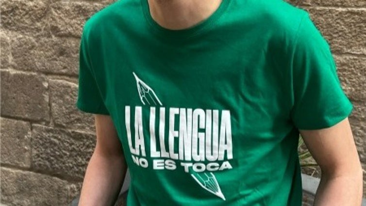 La ONG del catalán capta a profesores «con el objetivo del 100% de la docencia en valenciano»