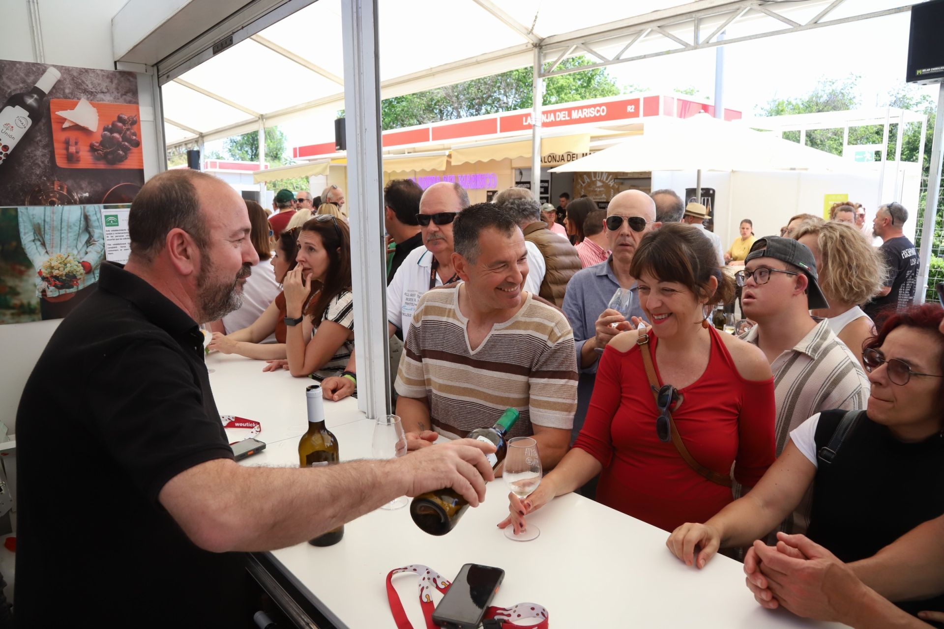 La Cata del Vino también se llena en su nueva ubicación, en imágenes