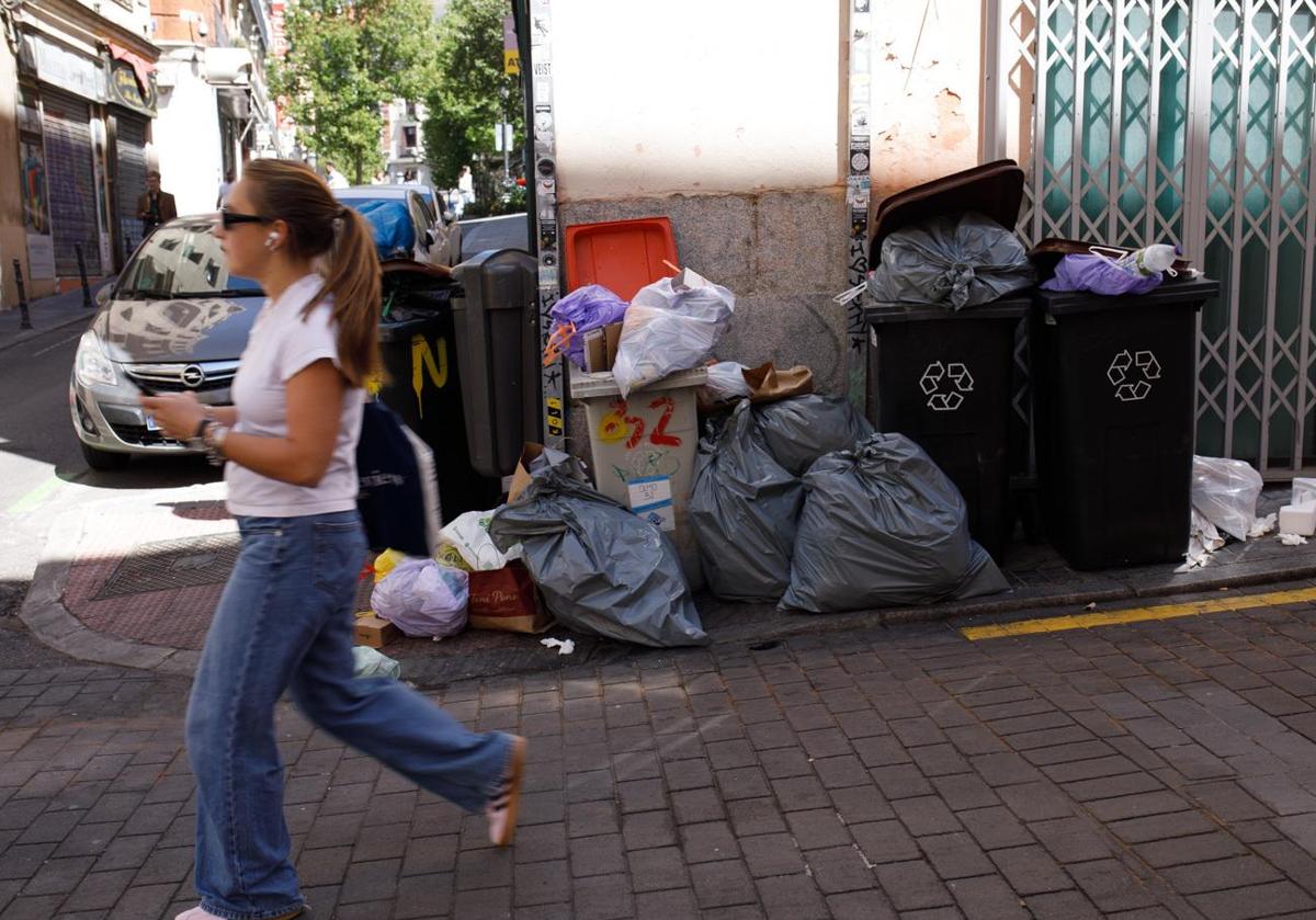 Basura en las calles del centro de Madrid durante la huelga