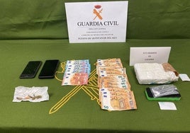 Detienen en Villanueva de la Jara a dos personas que transportaban más de medio kilo de cocaína en su coche