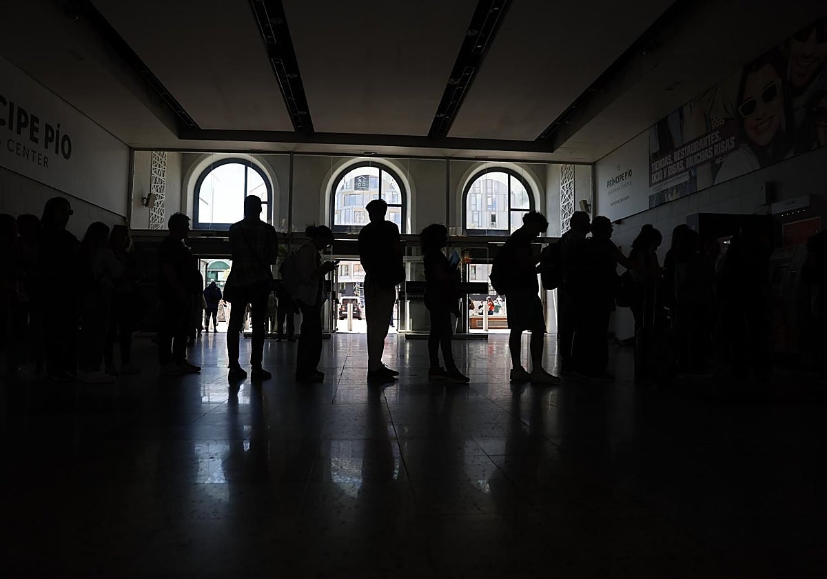 Interior de la estación de Príncipe Pío de Madrid, esta mañana