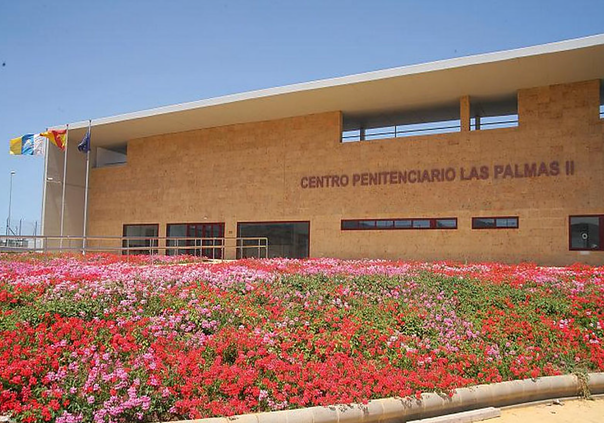 Fachada del Centro Penitenciario Las Palmas II en foto de archivo