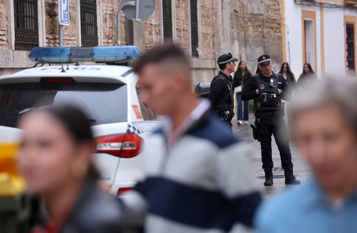 La seguridad en el comienzo de las Cruces de Mayo, en imágenes