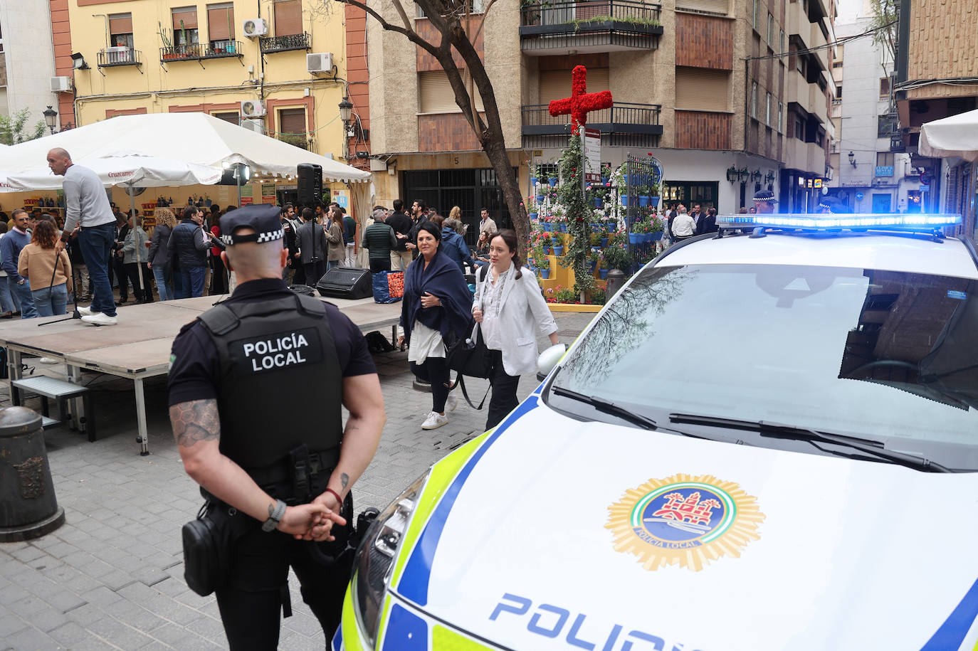 La seguridad en el comienzo de las Cruces de Mayo, en imágenes