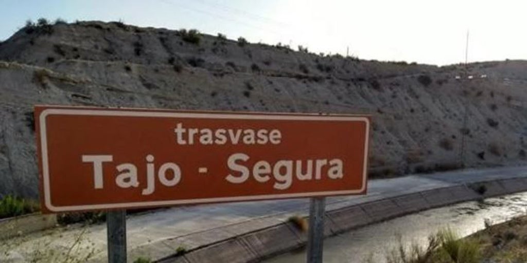 Castilla-La Mancha se muestra satisfecha con las nuevas reglas de un «trasvase insostenible» y advierte al Levante que «no se conforma»