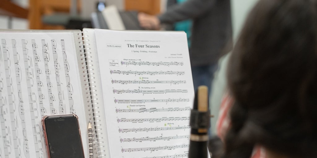 El Centre del Carme abre el Festival 10 Sentidos con una reinterpretación  de Vivaldi en homenaje a las víctimas de la riada